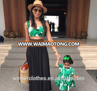 hot 2017 New Matching Mother Daughter Clothes Fashion Family Outfits Mom Girl Dress Mommy Me Summer Fashion